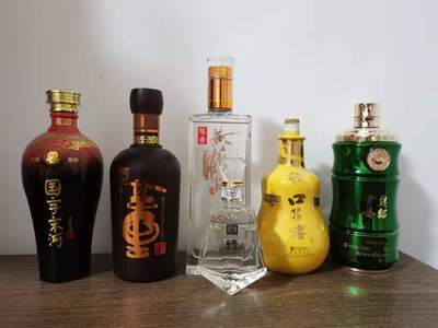 白酒酒評(píng)爭(zhēng)議解析與第二批打分發(fā)布 兼談雕塑工藝品的設(shè)計(jì)美學(xué)